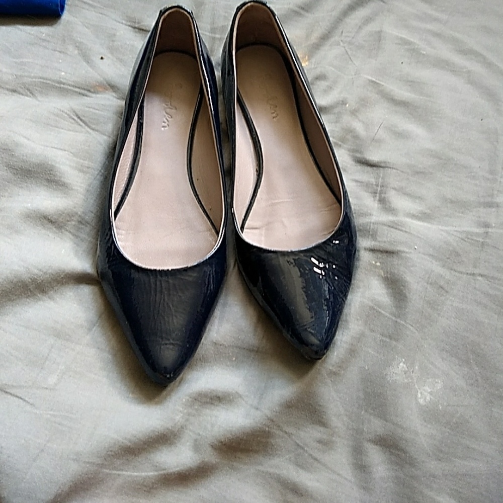 Boden Pointy Navy Patent Flats 36